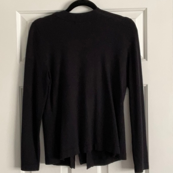 Black sweater with front tie closure - Picture 4 of 4